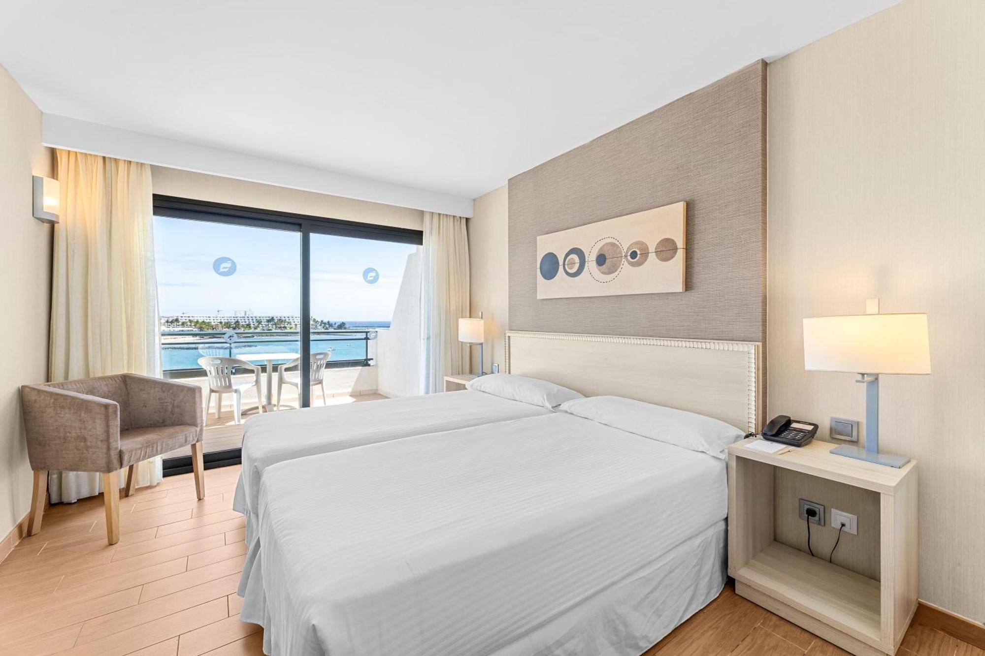 Thb Lanzarote Beach コスタ・テギセ エクステリア 写真